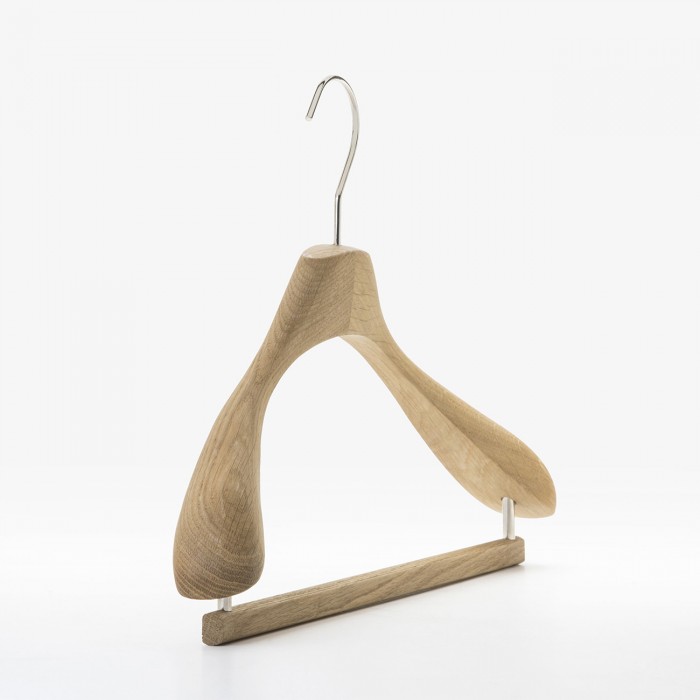 Grucce per completo uomo in legno di rovere naturale 2